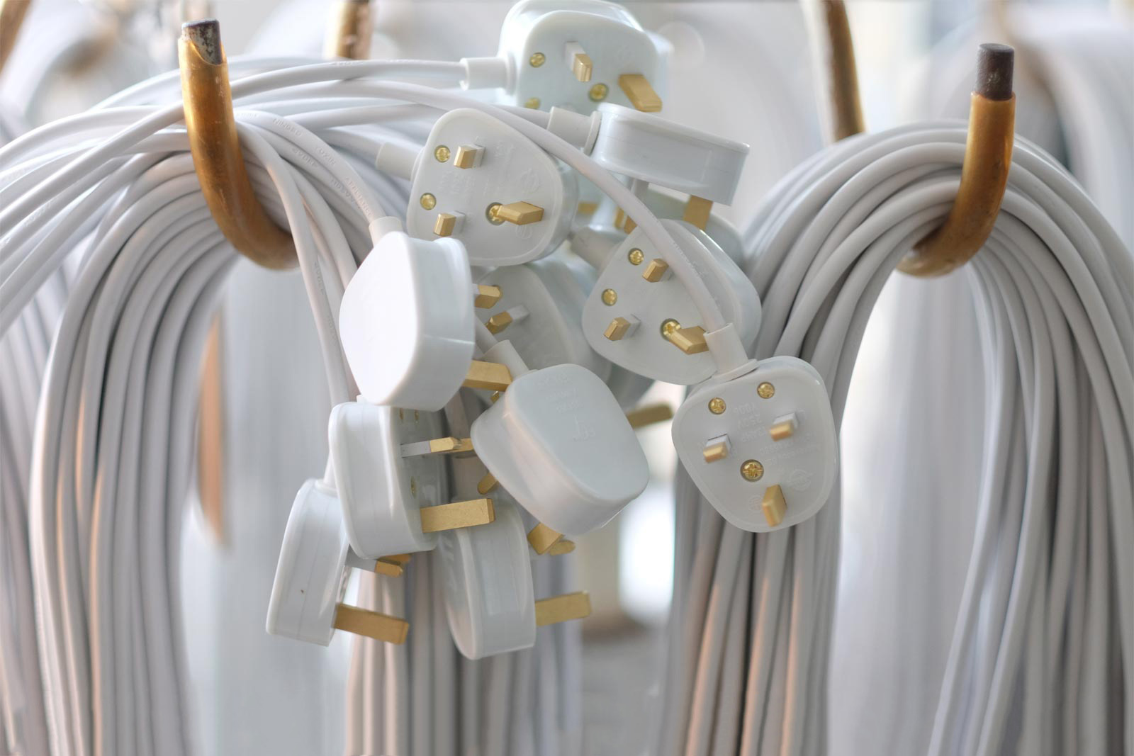 英国电源线插头