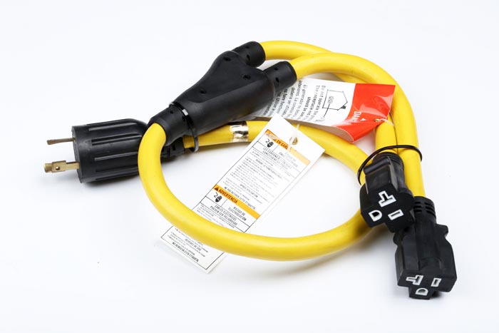 L5-30配NEMA 2个插座5-15R带灯