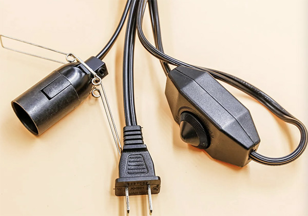 美式电源线带开关灯座 美式电源线带开关灯座