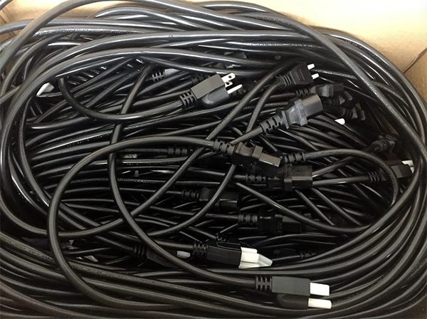 NEMA5-15P配IEC 60320电脑电源线 NEMA5-15P配IEC 60320电脑电源线