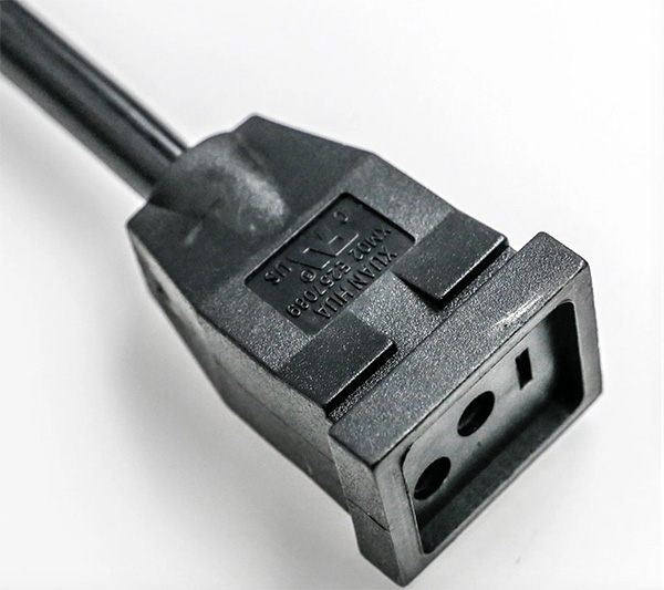 阳光插座 阳光插座