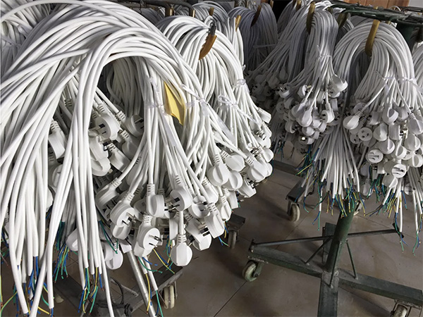 澳大利亚电源线SAA弯头插头 澳大利亚电源线SAA弯头插头