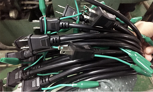 日本电源线带鳄鱼夹 日本电源线带鳄鱼夹