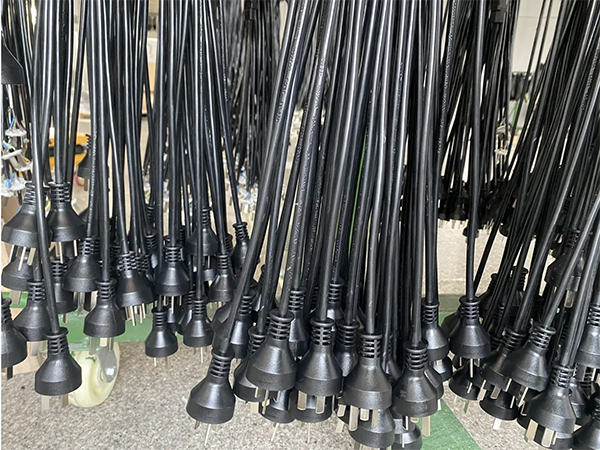 阿根廷IRAM2073插头 阿根廷IRAM2073插头