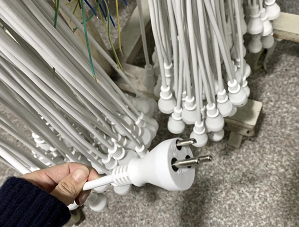 丹麦白色电源线 丹麦白色电源线