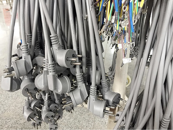 泰国三芯16A插头 泰国三芯16A插头