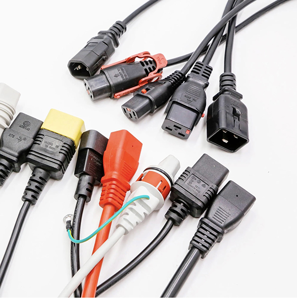 IEC 60320 C13防水插座 IEC 60320 C13防水插座