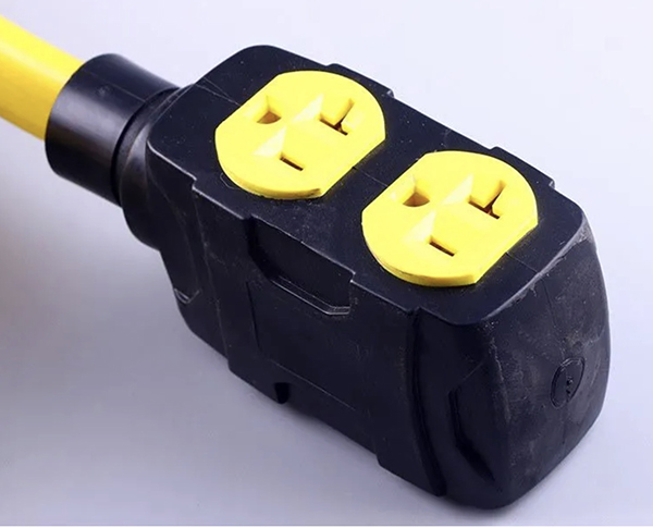 NEMA 5-20R插座 NEMA 5-20R插座