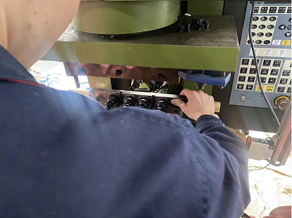 IP44 插头注塑 IP44 插头注塑