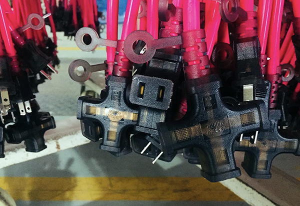 日本三位插座延长线 日本三位插座延长线